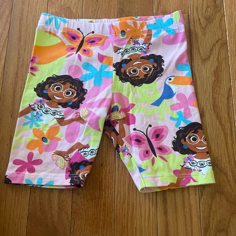 Disney Encanto Biker Shorts 4T